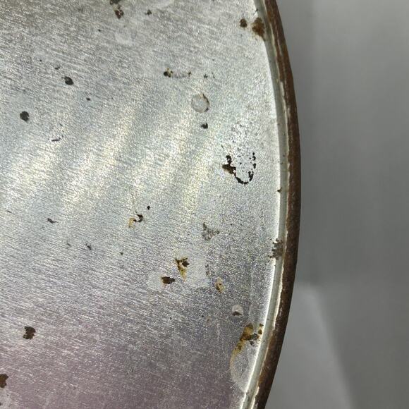 Vintage Terry Redlin 2010 Round Tin Heading Home Christmas Scene Log Cabin Tree - Picture 6 of 16